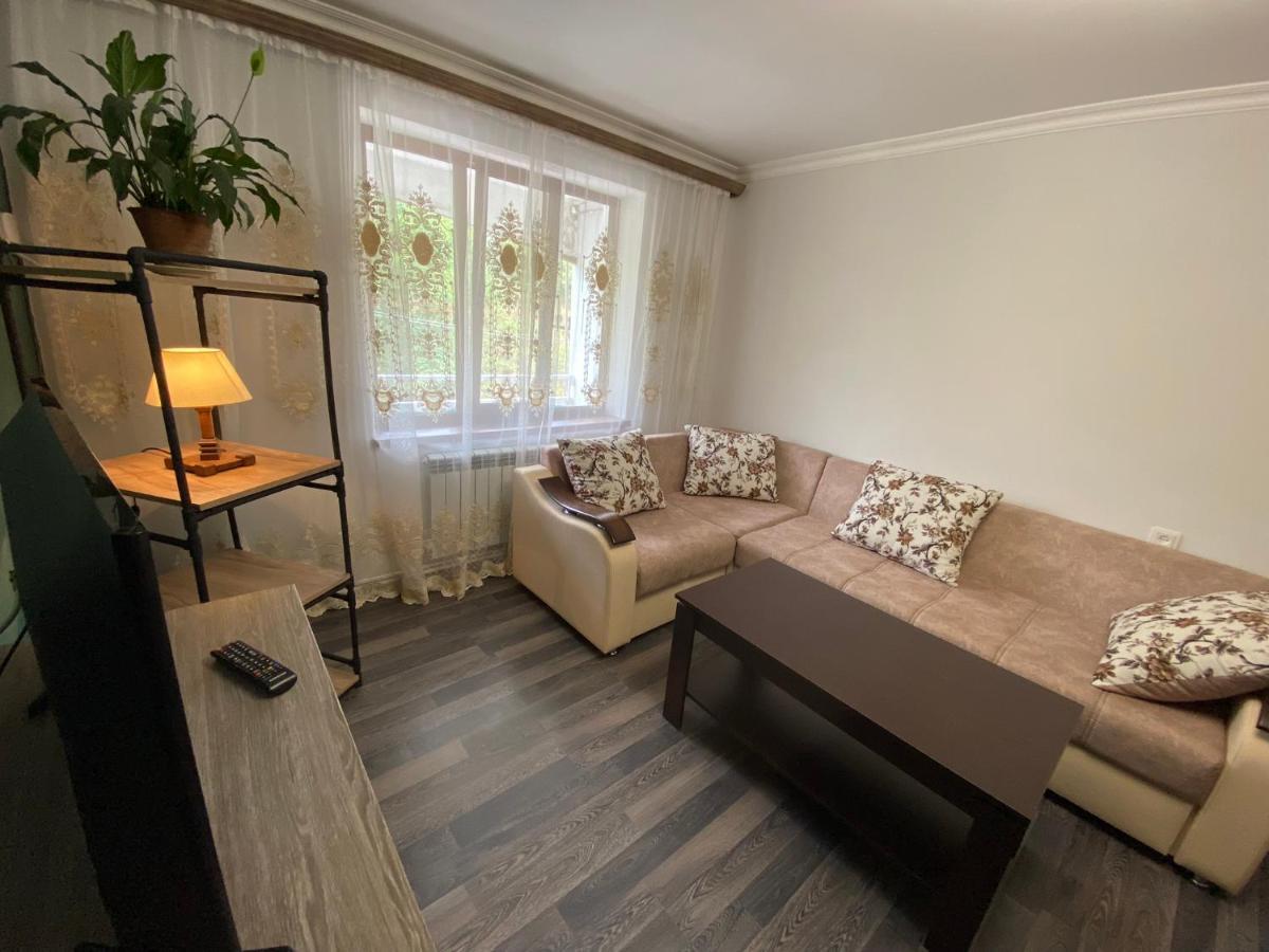 Lovely 2-Bedroom Apartment Near Ayb School ดีลีจาน ภายนอก รูปภาพ
